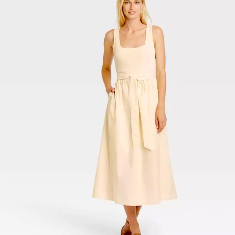 Who What Wear. NWOT cream rib top one piece dress w/sash. U neck and side pocket